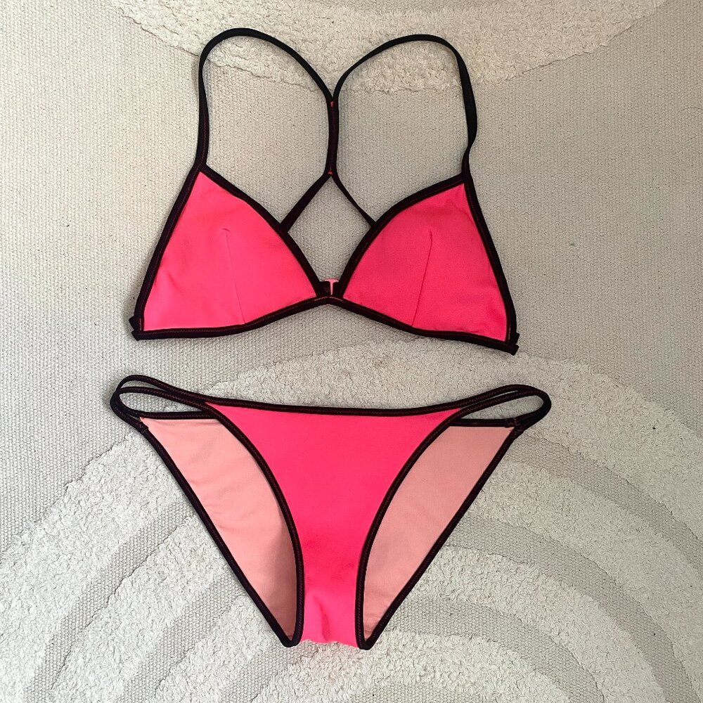 Victoria Secret Y2K Hot Pink Swimwear Vacation Triangle Bikini Set  (M/L)